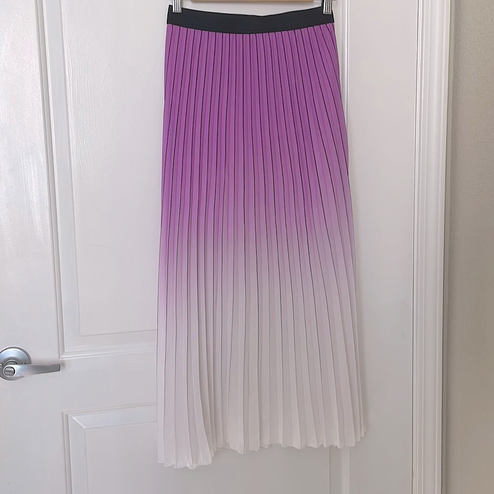 Maje Brand new Skirt.Pleated Gradient color Purple to White. Size 1. Never Use.